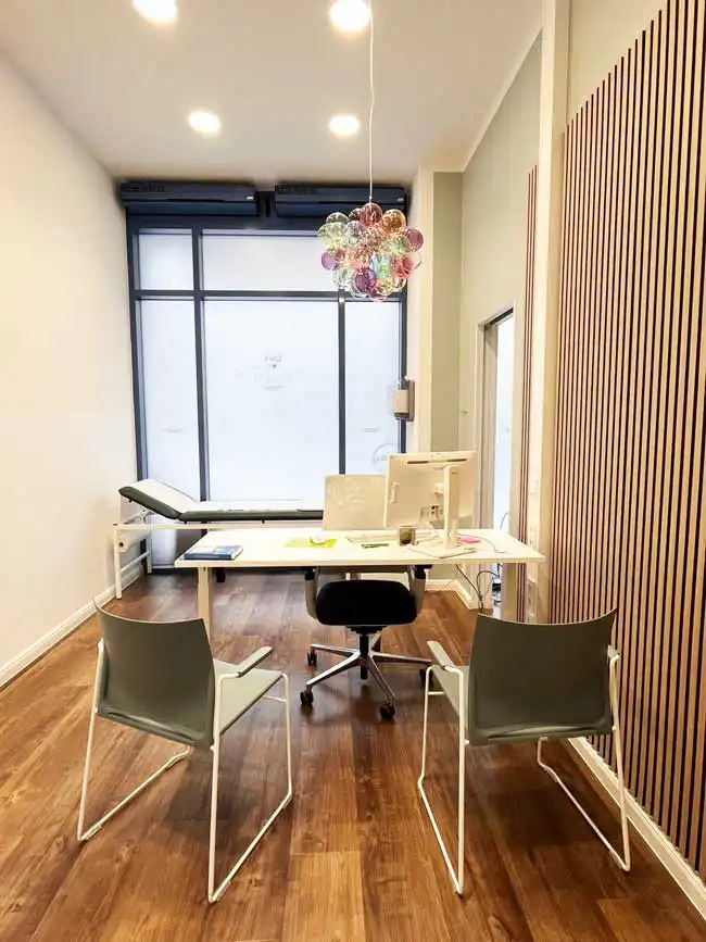 Behandlungszimmer in Hennigsdorf – Die Yachthafenpraxis der OHV DOCS Behandlungszimmer in Hennigsdorf - Die Yachthafenpraxis der OHV DOCS